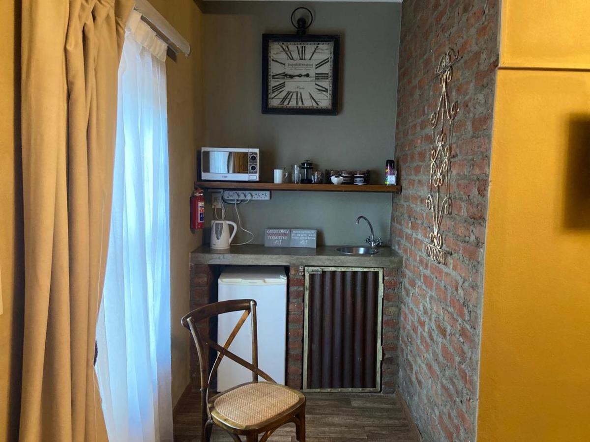 Cape Karoo Guesthouse Beaufort West Zewnętrze zdjęcie