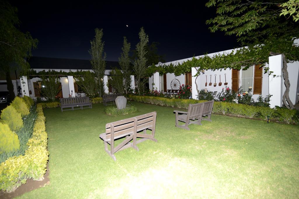 Cape Karoo Guesthouse Beaufort West Zewnętrze zdjęcie